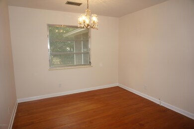 1033 Townsend Blvd, Jacksonville, FL 32211 - photo 7
