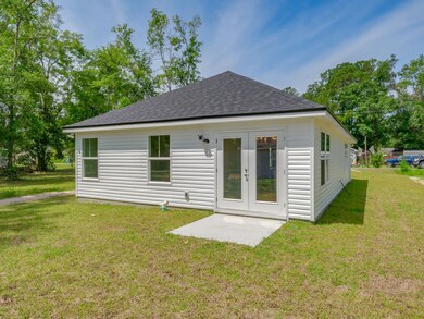 1607 Doctor Martin Luther King Junior Memorial Rd, Crawfordville, FL 32327 - photo 4