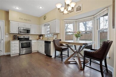 15603 Maple St, Overland Park, KS 66223 - photo 7