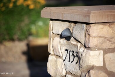 Ivyglen Circle (11)