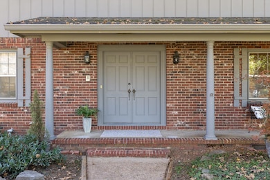 1428 Highcrest Dr, Hixson, TN 37343 - photo 2