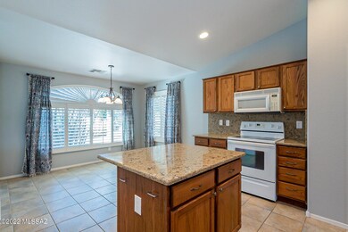 Kitchen & Dining Room