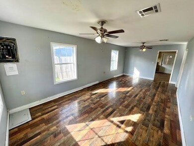 811 Elm St, Houma, LA 70364 - photo 2