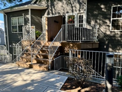 20 S Midland Ave unit 3, Kearny, NJ 07032 - photo 4