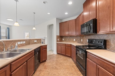 12008 Oaklynn Ct, Manor, TX 78653 - photo 5