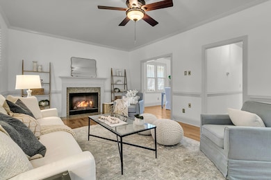 1050 Loyalist Ln, Mount Pleasant, SC 29464 - photo 5