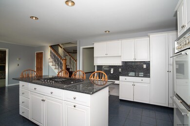 1095 Muitzeskill Rd, Schodack Landing, NY 12156 - photo 4