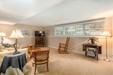 204 Sycamore Dr, Naperville, IL 60540 - photo 3