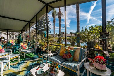 Large Lanai