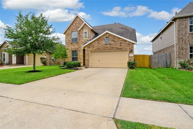 1212 Quarterhorse Dr, Alvin, TX 77511 - photo 3