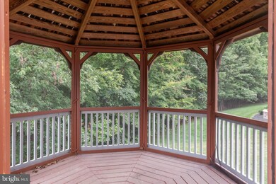 7617 Stratfield Ln, Laurel, MD 20707 - photo 6