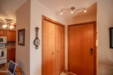 2715 Gateway Ave, Bismarck, ND 58503 - photo 5