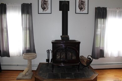 11 Massachusetts Ave, Rensselaer, NY 12144 - photo 6