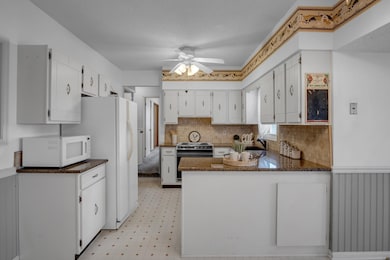 1405 Grandview Ave, Newton, KS 67114 - photo 7