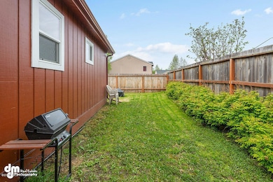 Backyard Unit 1_CG_3826-SMALL