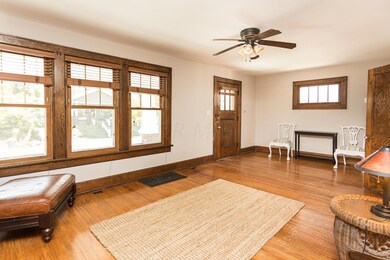 156 Crestview LR4