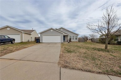 9248 Snowberry Dr, Oklahoma City, OK 73165 - photo 3