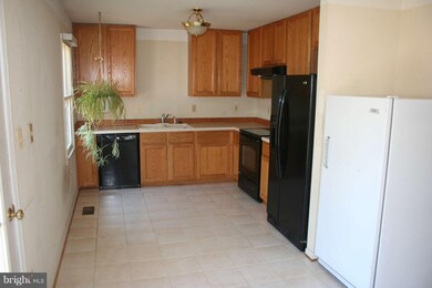 7367 Pleasant Ln, Rixeyville, VA 22737 - photo 5