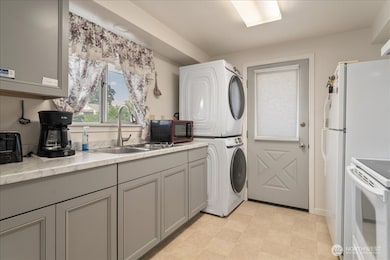 519 N Clark Rd, Moses Lake, WA 98837 - photo 7