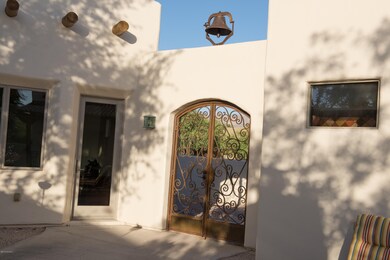 02 Front Courtyard 3