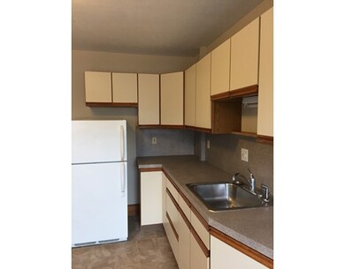 13 Boylston St unit 2, Easthampton, MA 01027 - photo 5