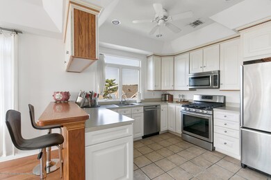 5 River Way unit 2, Sea Bright, NJ 07760 - photo 3