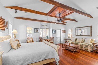 314 Lisette Ln NE, Steinhatchee, FL 32359 - photo 4