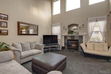 60902 Garrison Dr, Bend, OR 97702 - photo 7