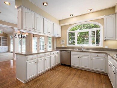 014_i 2594 Brentwood 023-Edit