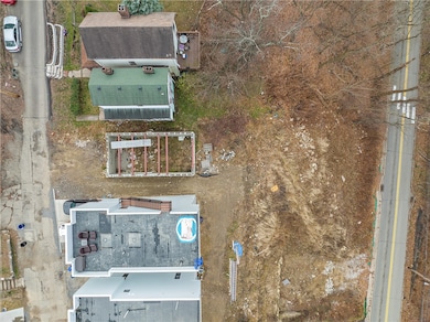 424 Clarence St, Pittsburgh, PA 15211 - photo 2