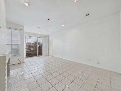 2100 Tanglewilde St unit 133, Houston, TX 77063 - photo 7