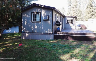 4.Back Yard- Deck