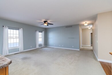 2502 Cumberland Ct, Effingham, IL 62401 - photo 6