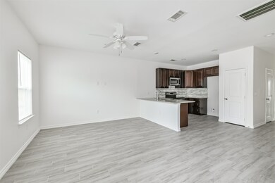 16927 W Juneau, Montgomery, TX 77316 - photo 4