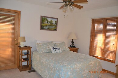 960 Robbins Rd, Franklin, NC 28734 - photo 6