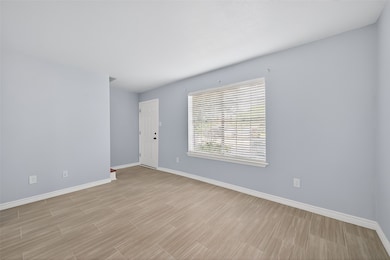 9303 Hammerly Blvd unit 204, Houston, TX 77080 - photo 6