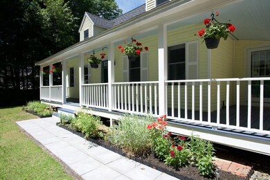 17 Roe Fields Dr, South Berwick, ME 03908 - photo 4