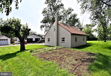 227 Ridge Ave, Souderton, PA 18964 - photo 6