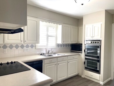 7522 Deep Forest Dr, Houston, TX 77088 - photo 5