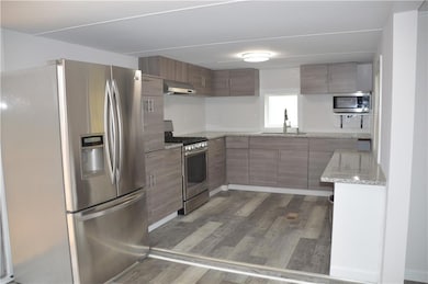 3227 Hilltop Cir, Gainesville, GA 30506 - photo 5