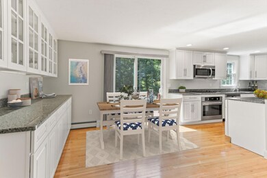 162608709779490_kitchen_dining_7