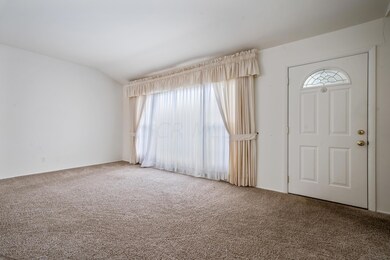 479 Bernhard Rd, Columbus, OH 43213 - photo 5