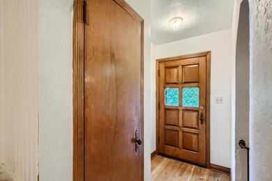 03 Foyer