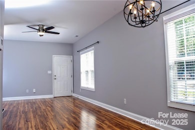 917 Shearer St unit 7, Davidson, NC 28036 - photo 4