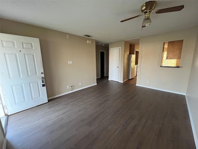 304 Highland Estates Dr unit 306, Round Rock, TX 78664 - photo 2