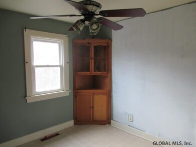 429 Stanford Ave, Schenectady, NY 12304 - photo 5