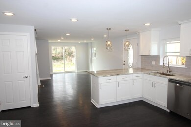 2852 Sebring Rd, Philadelphia, PA 19152 - photo 7