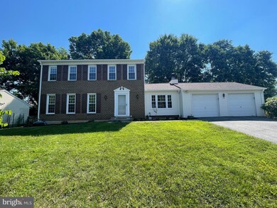 11309 Brandy Hall Ln, North Potomac, MD 20878 - photo 2