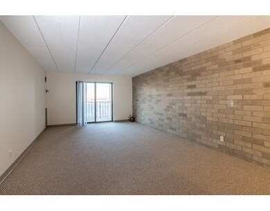 165 Quincy Shore Dr unit C77, Quincy, MA 02171 - photo 4