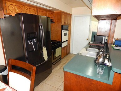 11038 Caribbean Ln, Houston, TX 77089 - photo 6